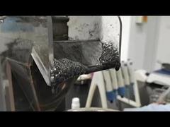 Dai un'occhiata al nostro laboratorio in azione, che mostra i nostri reagenti all'avanguardia!